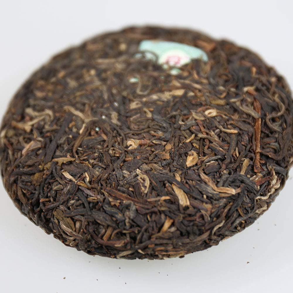 Classic Aged Pu-erh Tea Cake with Smooth Fermented Flavor
